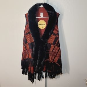Northern Angel Sleeveless Faux Fur Pancho Size L/XL New With Tags